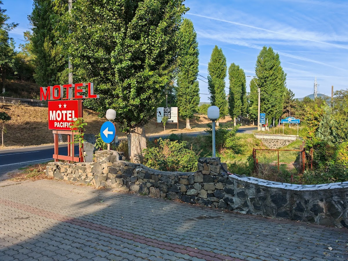 Motel Pacific