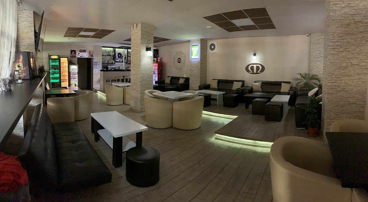 Music Cafe, Moineşti