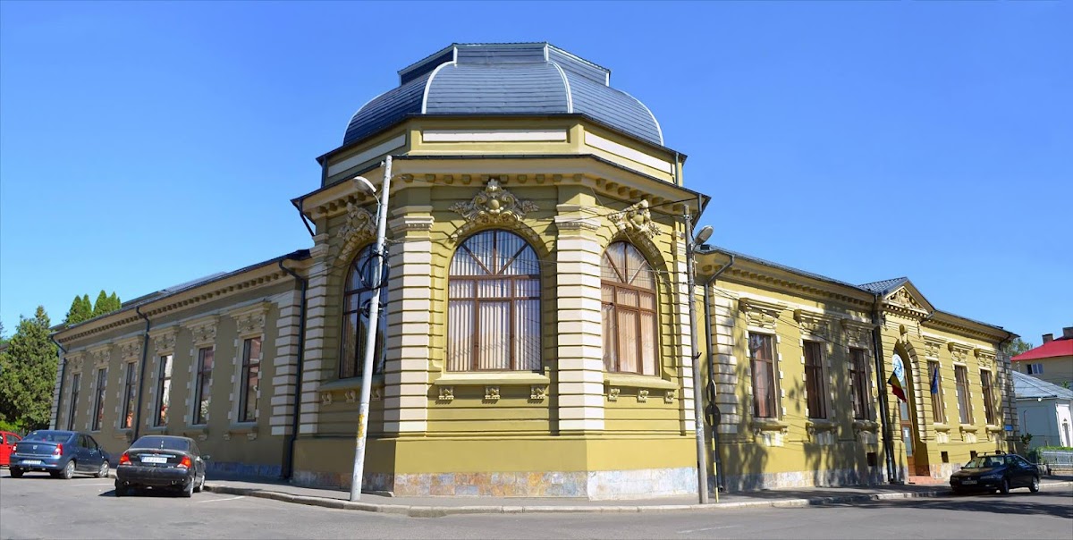 Muzeul Apelor Mihai Bacescu - foto 1