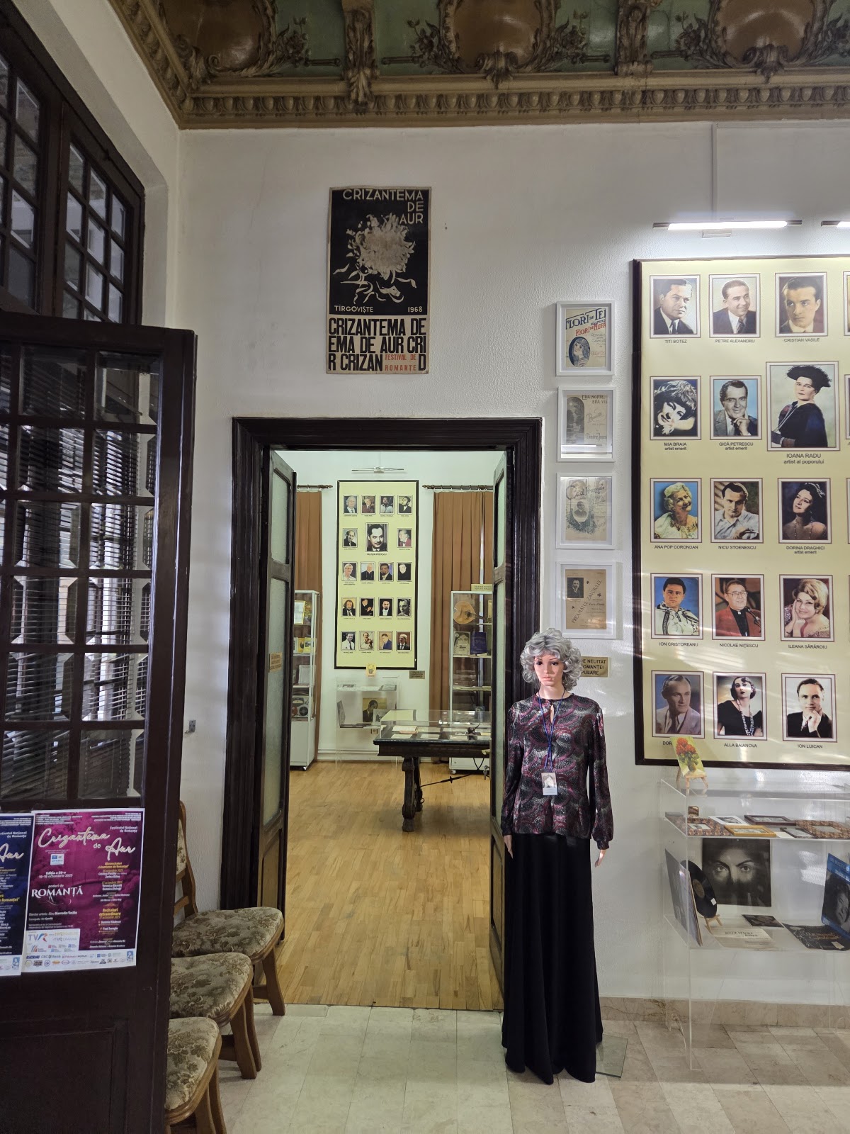 Muzeul "Casa Romanței" - foto 4