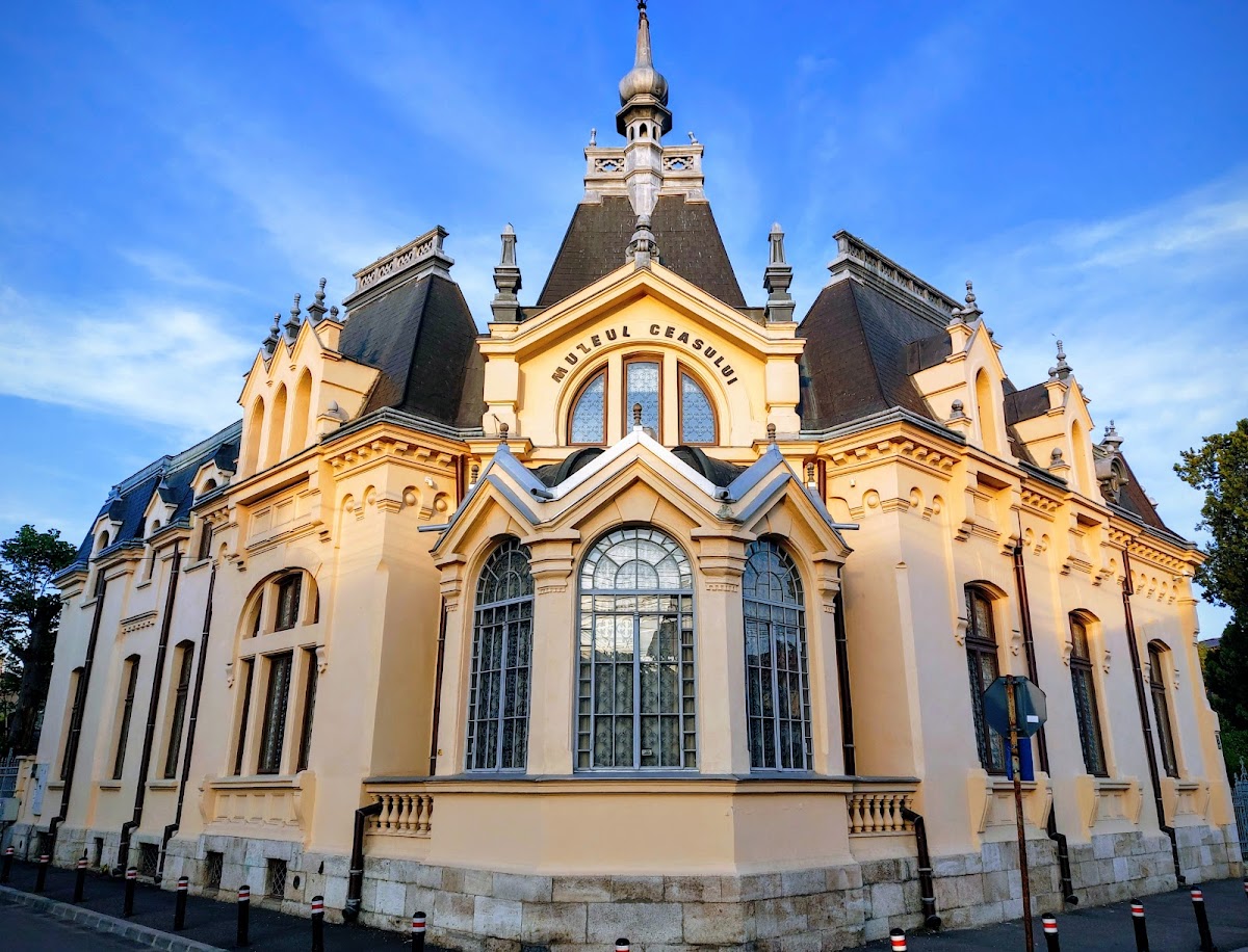 Uhrenmuseum 'Nicolae Simache' - foto 1