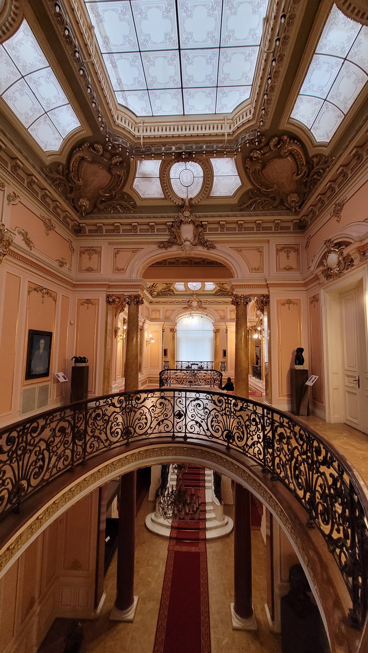 Muzeul de Artă Craiova - foto 3