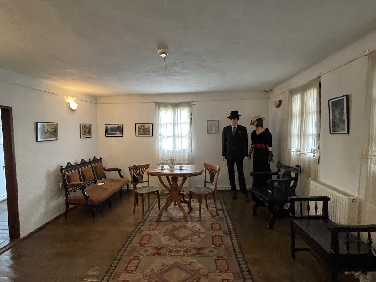 Muzeul de Etnografie si Folclor - foto 4