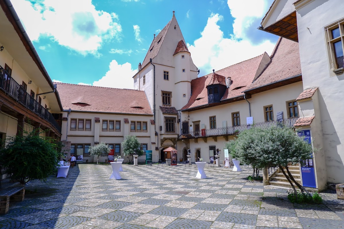 Muzeul de Istorie "Casa Altemberger" - foto 2