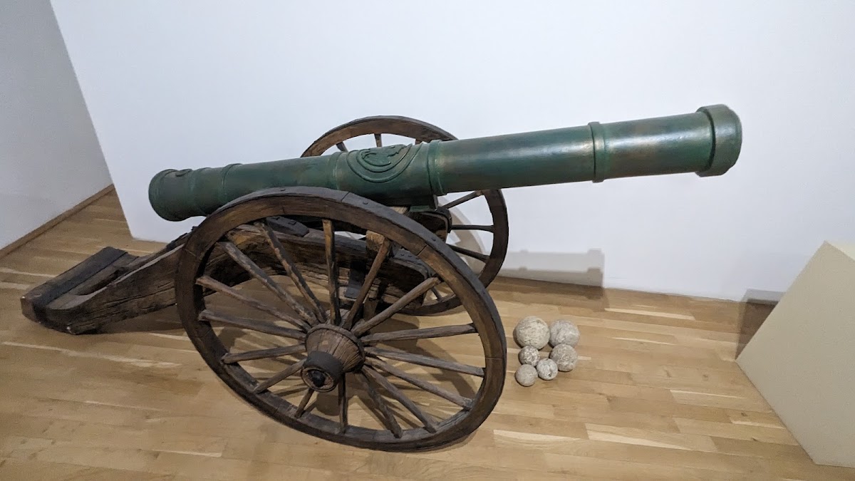 Muzeul de Istorie și Arheologie al Olteniei - foto 4