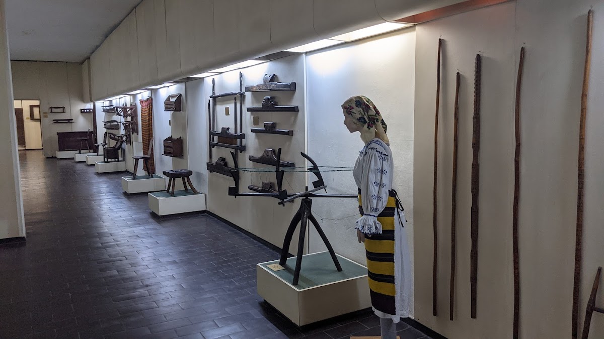 Muzeul Etnografic al Maramuresului - foto 2