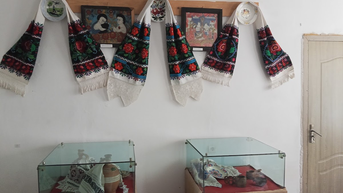 Muzeul etnografic Brad - foto 3