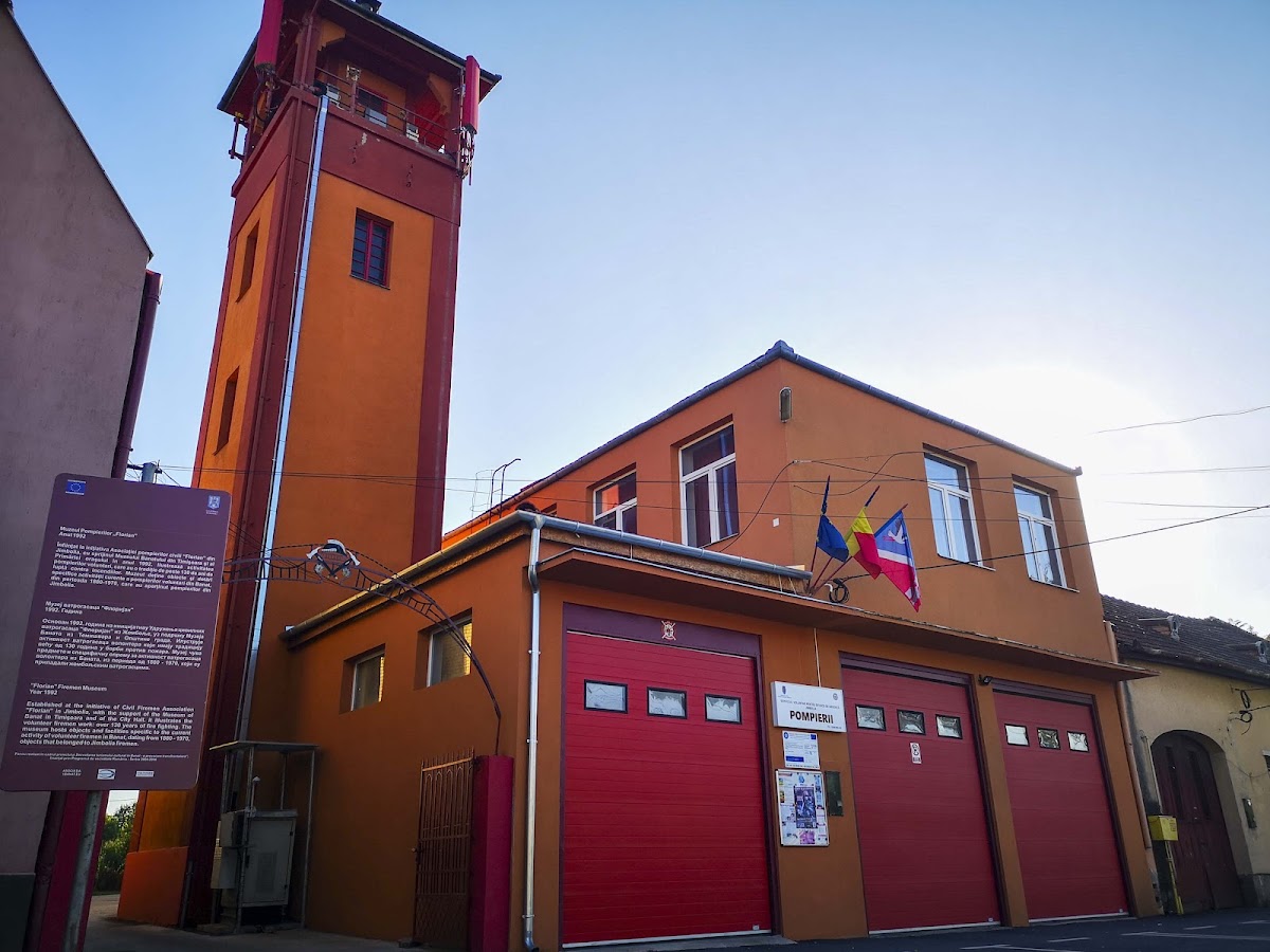 Muzeul Pompierilor „Florian” - foto 2