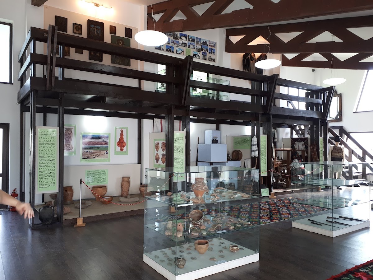 Muzeul Răzeșilor Găzari - foto 1