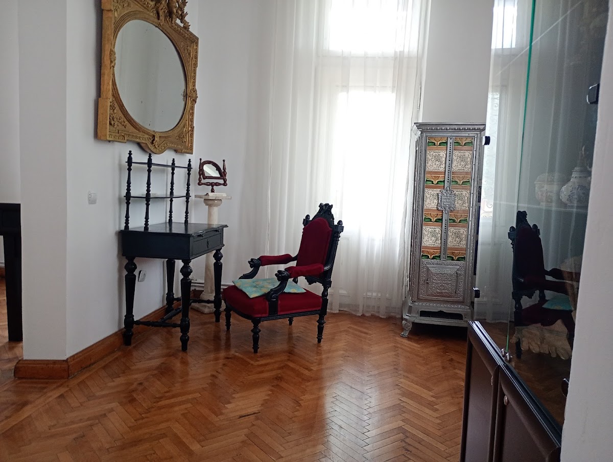 Muzeul Scriitorilor Dâmbovițeni - foto 3