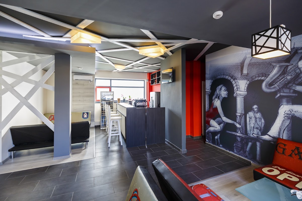 NET HOTEL