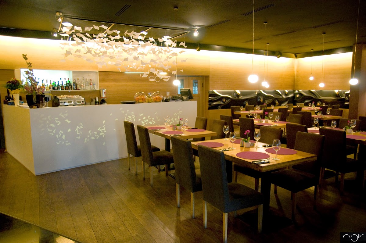 Noir Restaurant - foto 1