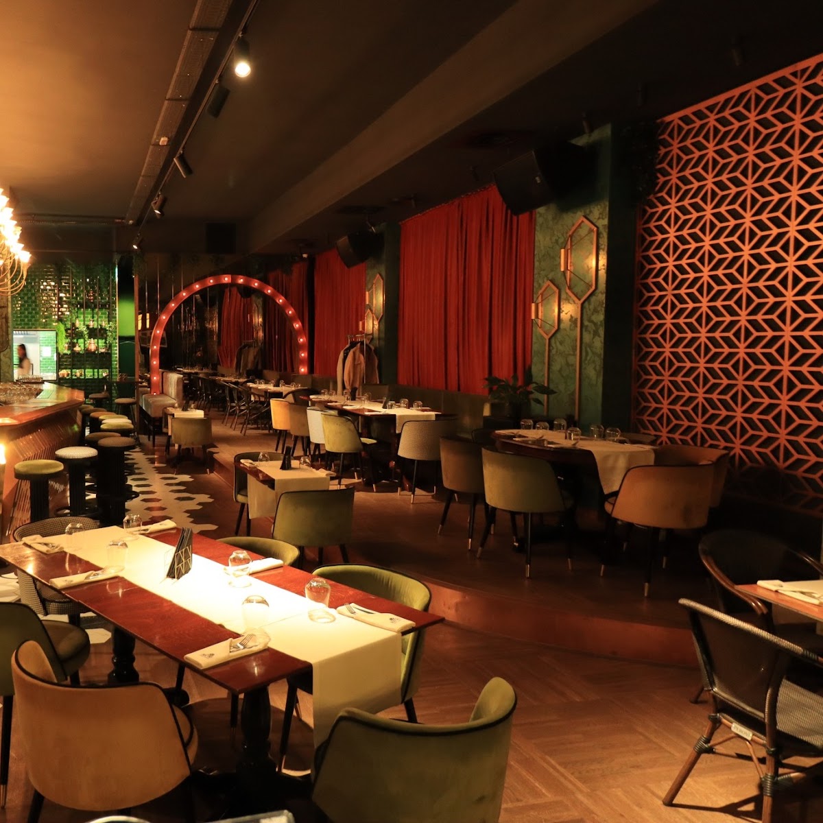 Noo'vo Resto Lounge, Oradea