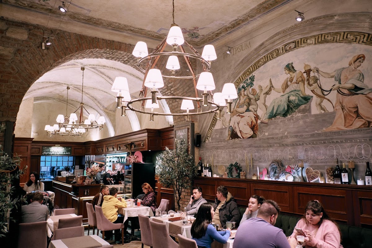 Olivo Bistro - foto 1