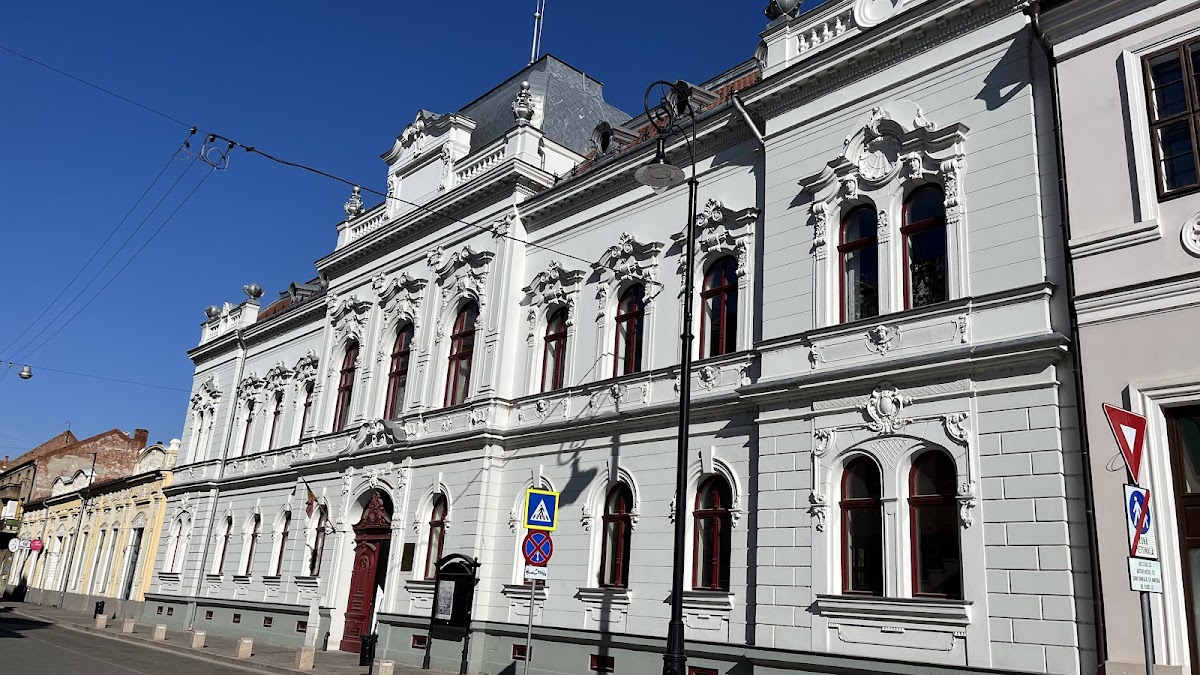 Adorján II Palace - foto 3