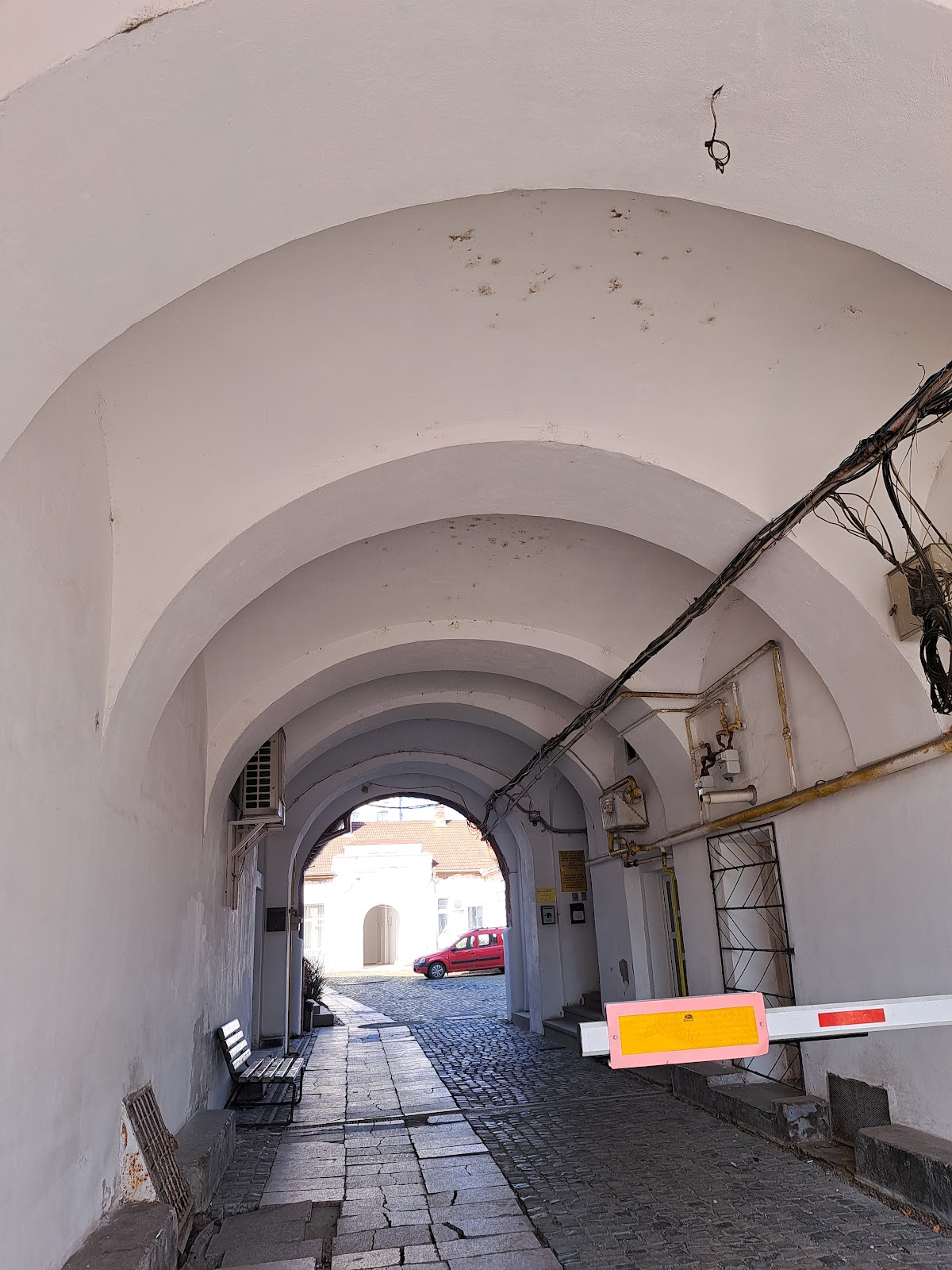 Palatul Apollo - foto 2
