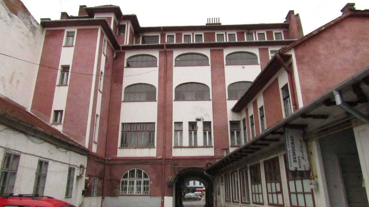 Palatul Apollo - foto 4