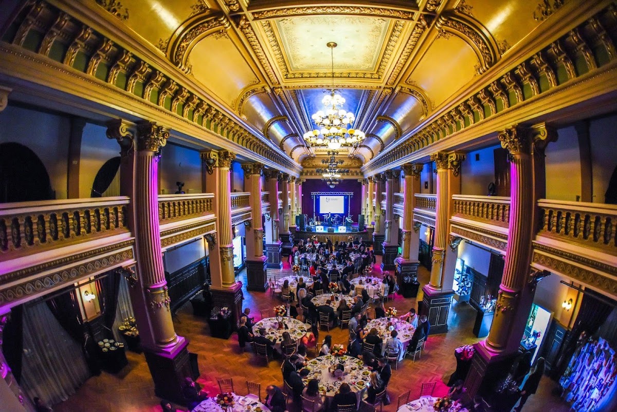 Palatul Bragadiru - foto 1