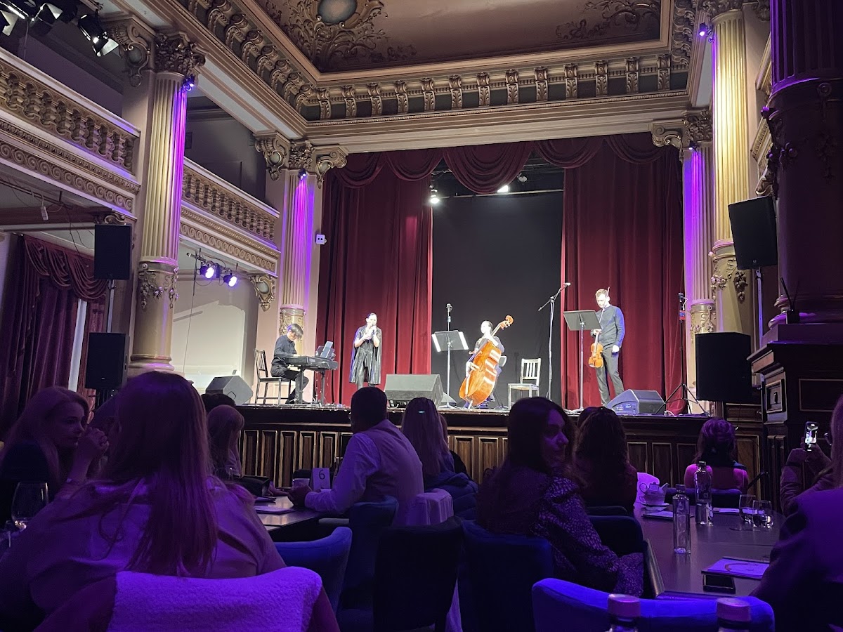 Palatul Bragadiru - foto 3