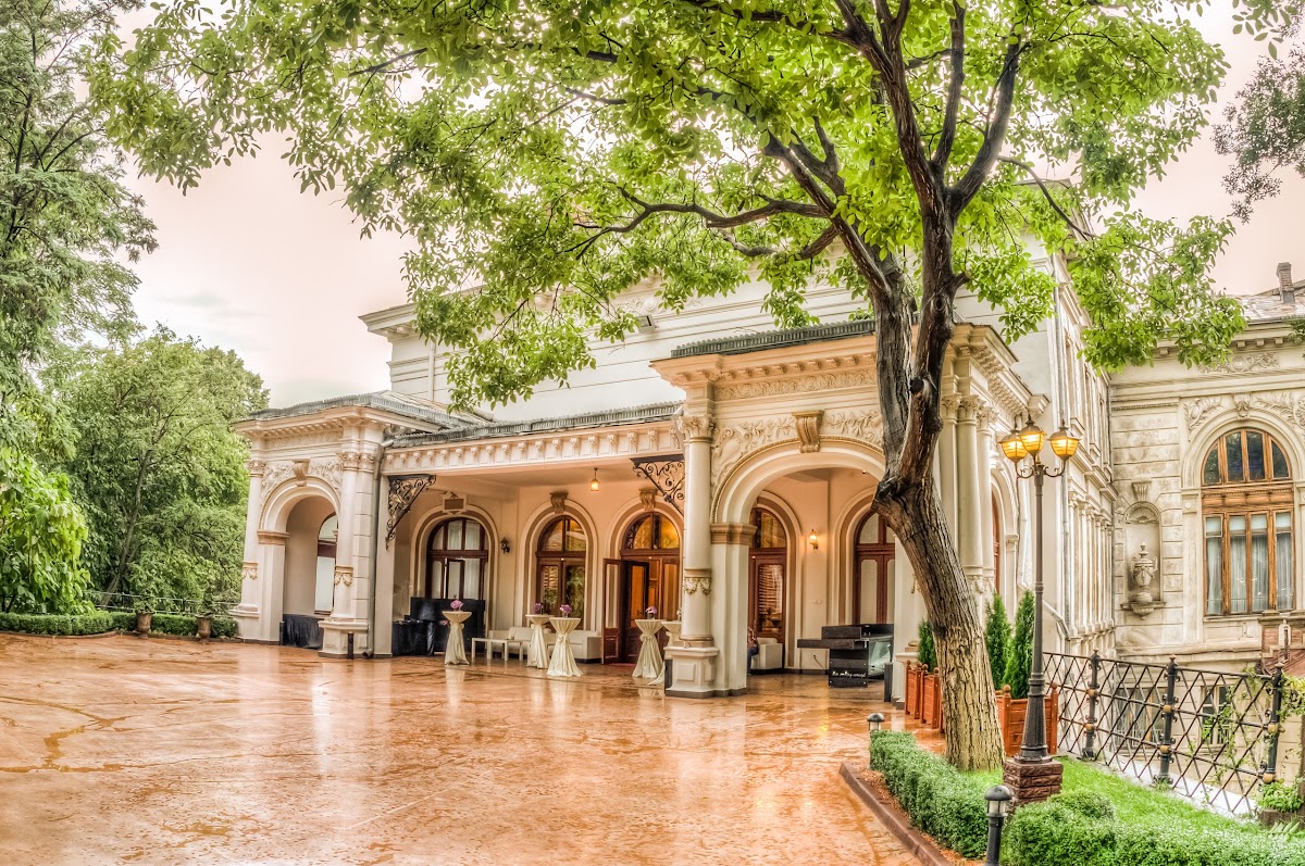 Palatul Bragadiru - foto 5