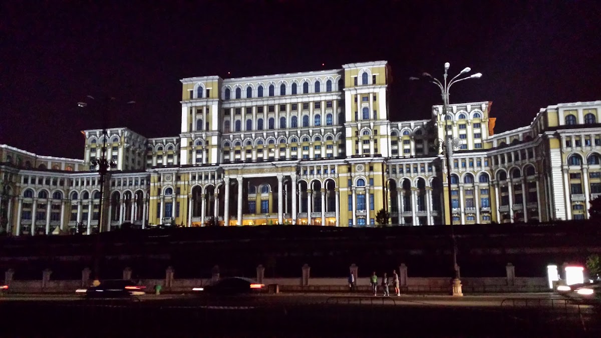 Palacio del Parlamento - foto 2