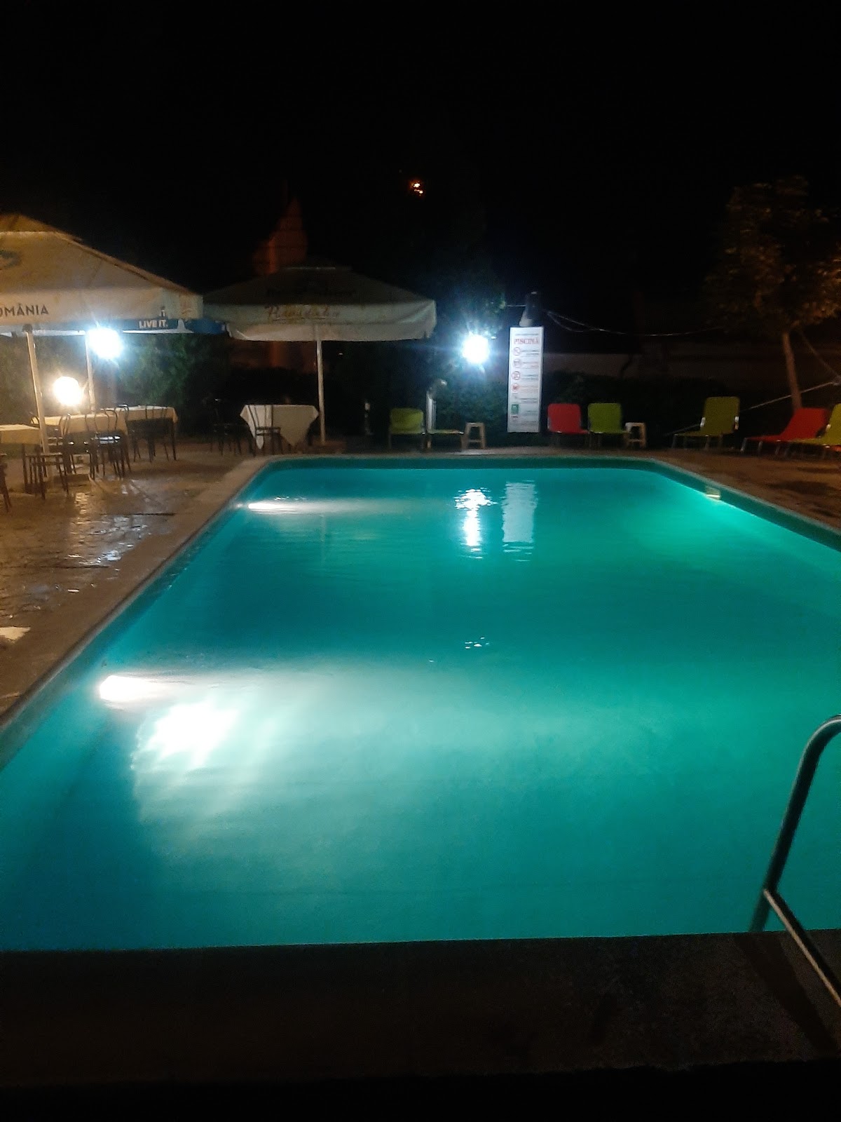 Paradis 2000