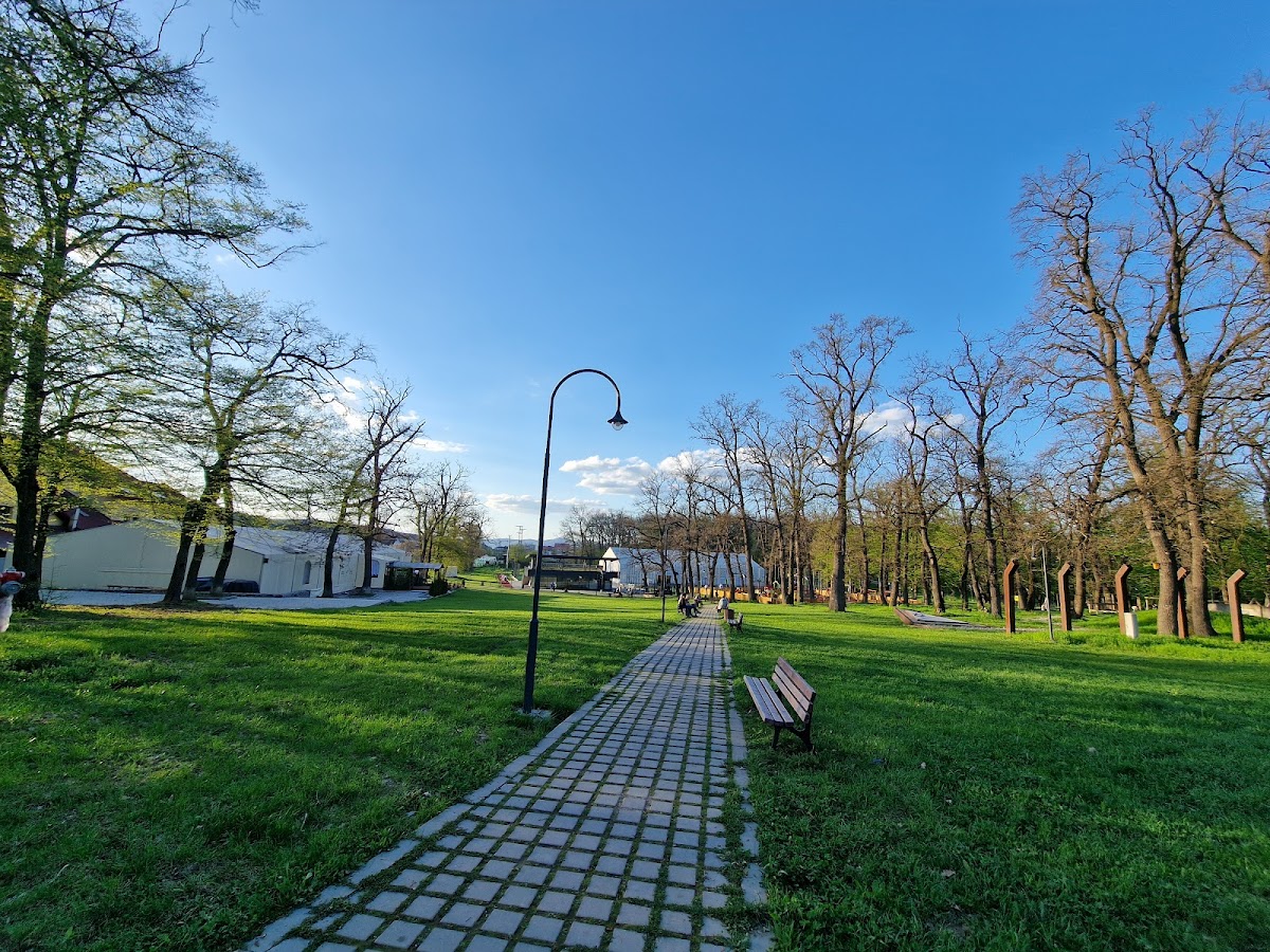 Bungăr Park - foto 2