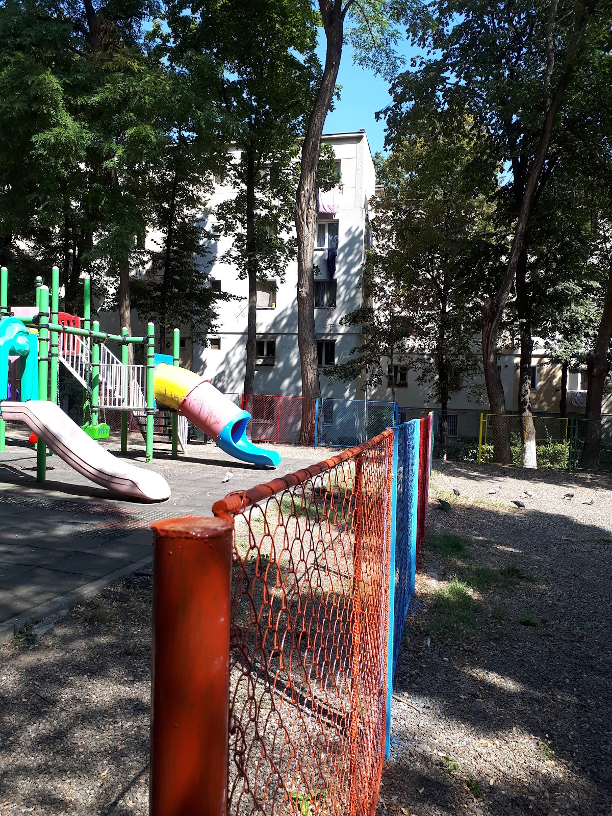 Parc de joaca copii - foto 3