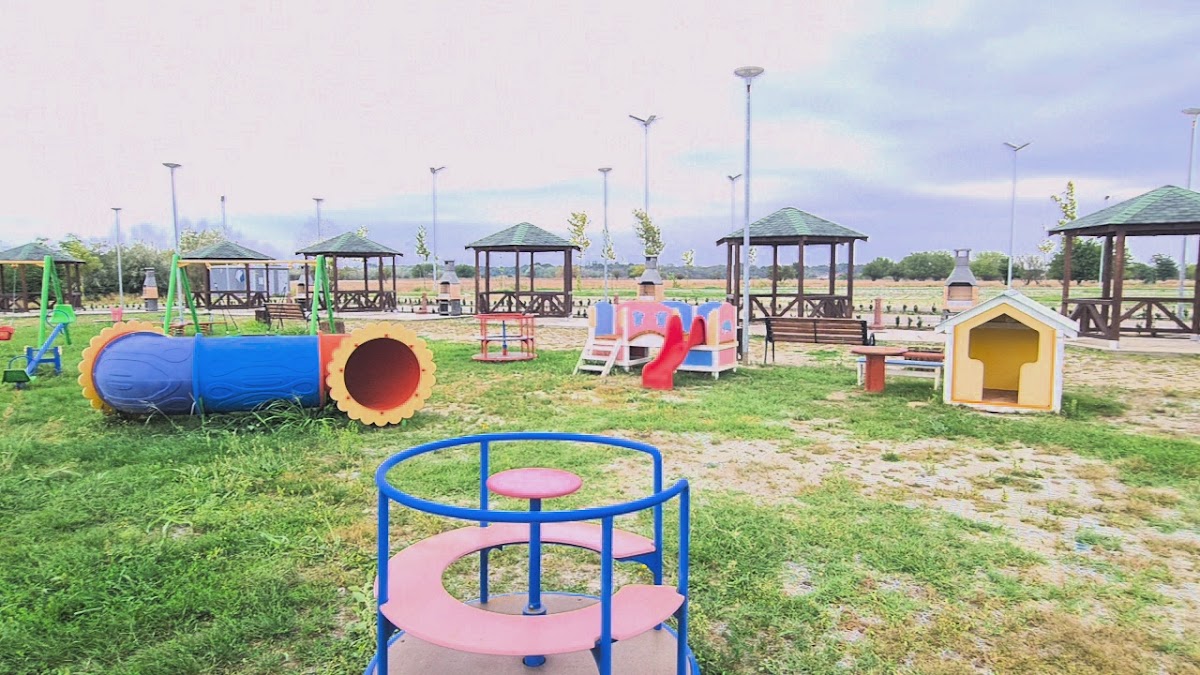 Dumitrana Park