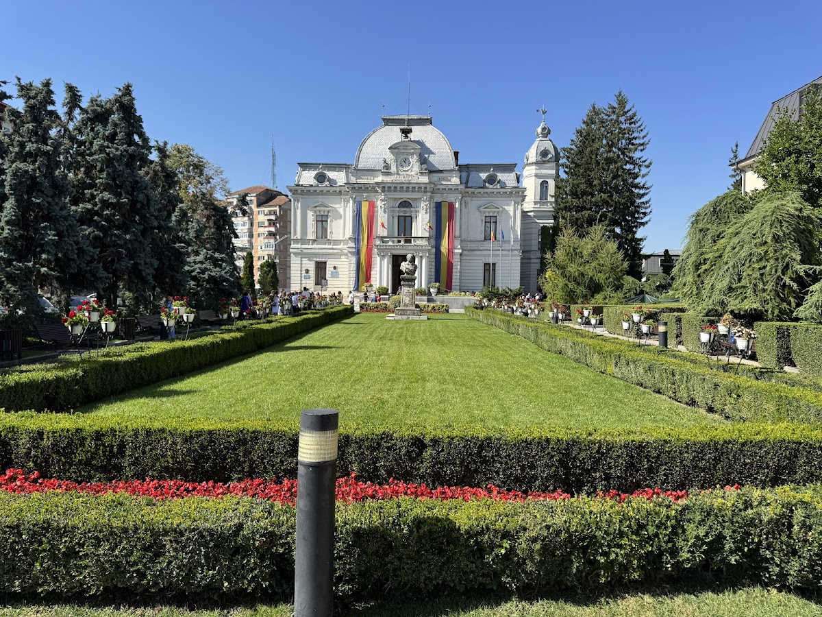 Primărie Park Târgoviste - foto 5