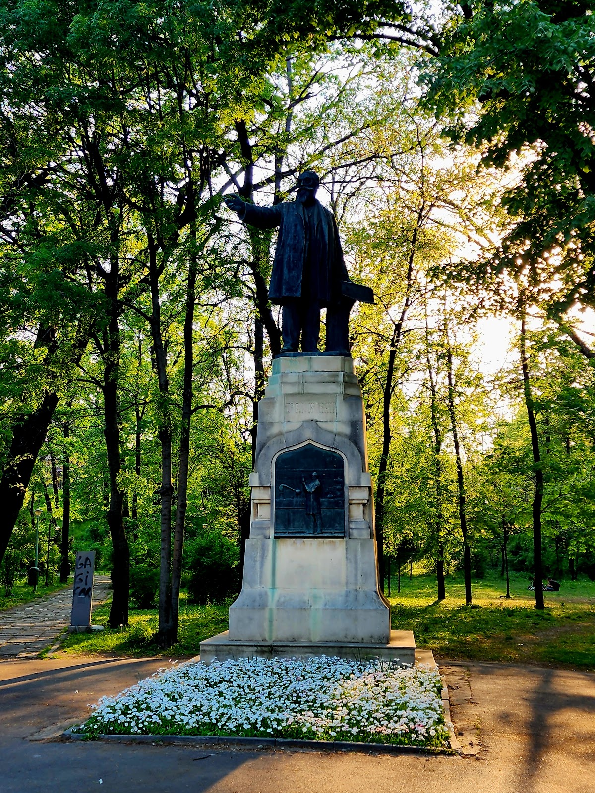 Parcul "Carol I" - foto 4