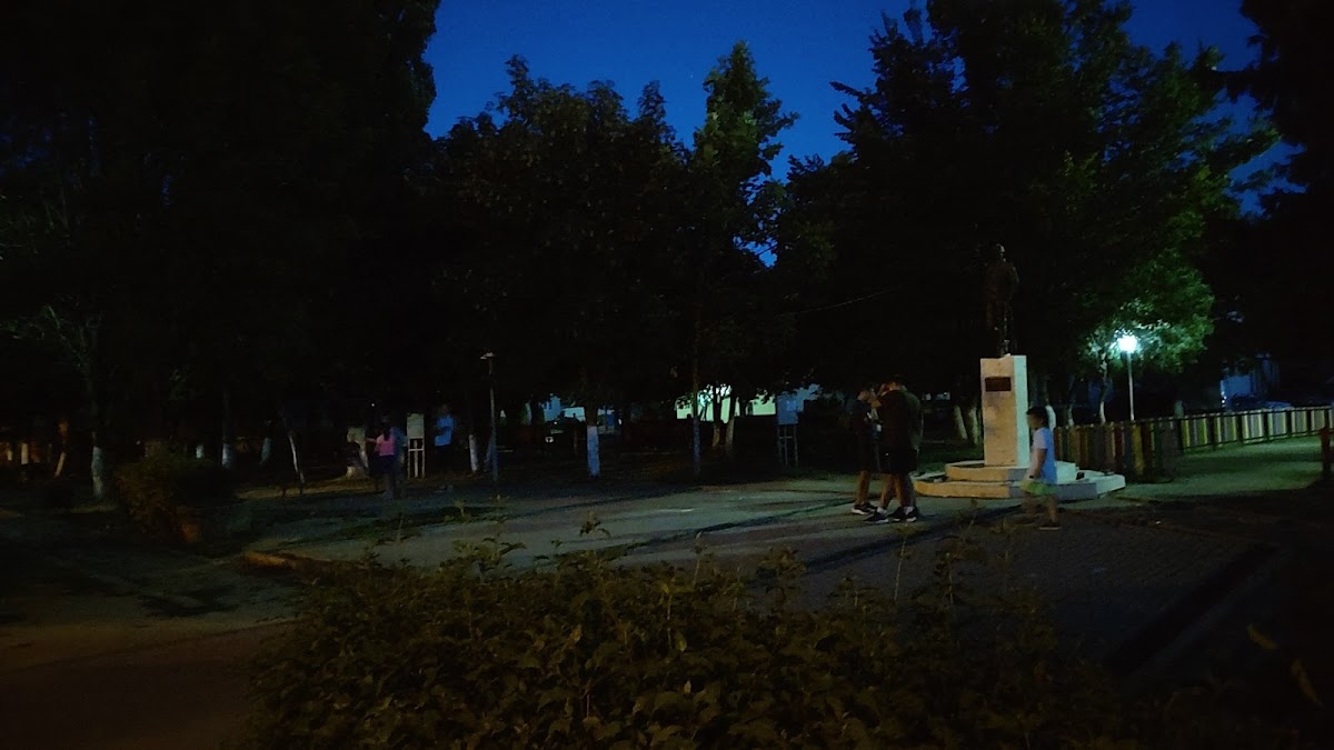 Park des Kulturhauses in Filiași - foto 3