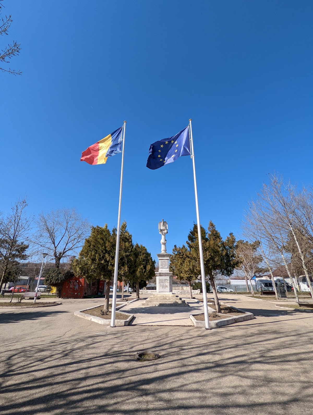 Cernavodă Central Park - foto 5