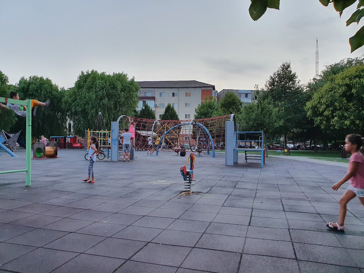 Clăbucet Park - foto 2