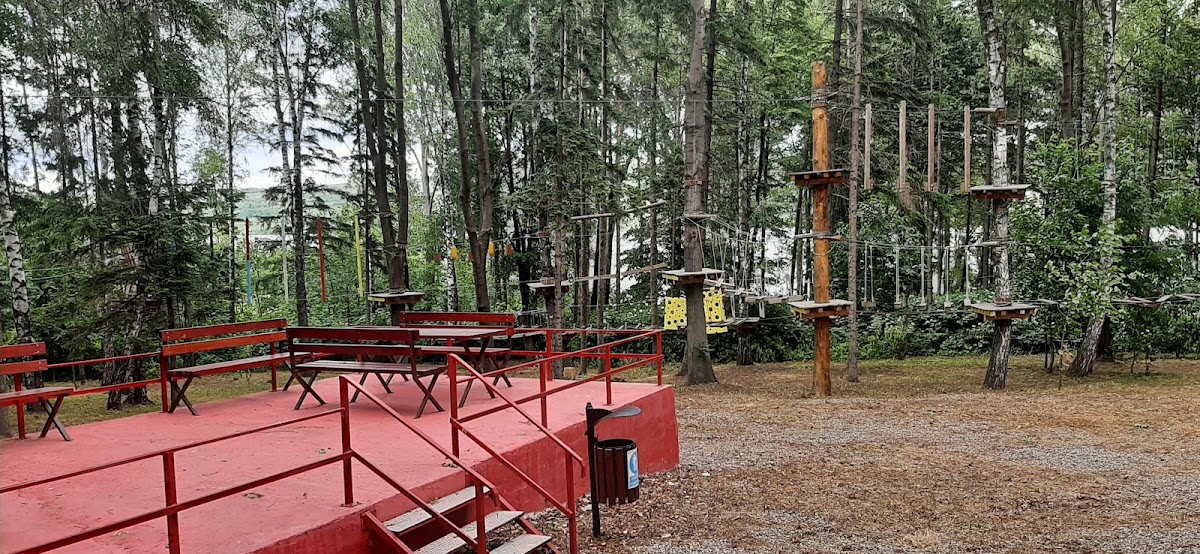 Parcul de aventura "Nada Florilor"