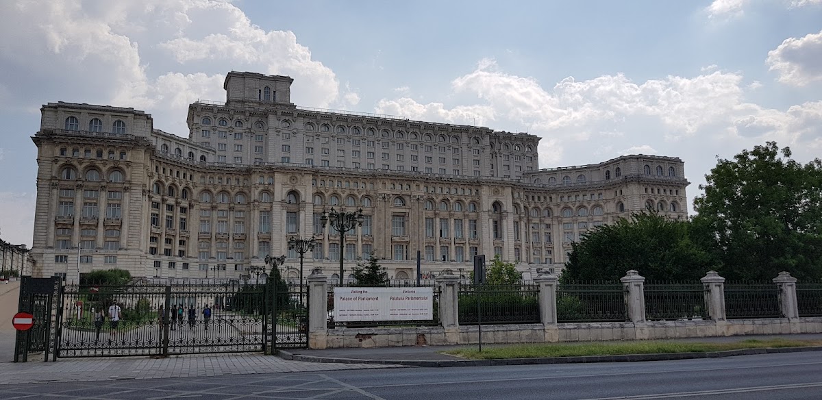 Parcul Izvor - foto 1