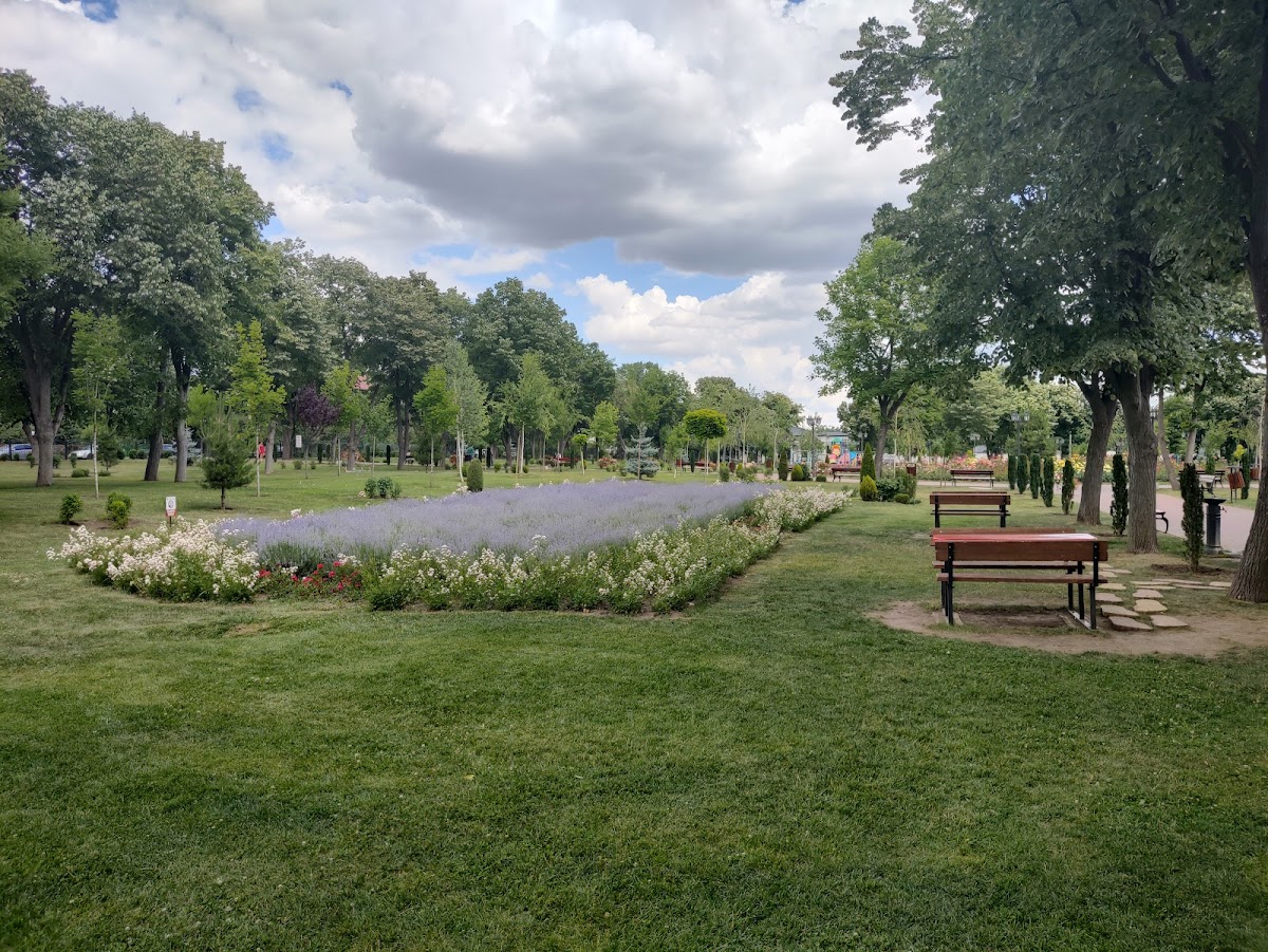 Parcul Mihai Eminescu - foto 2