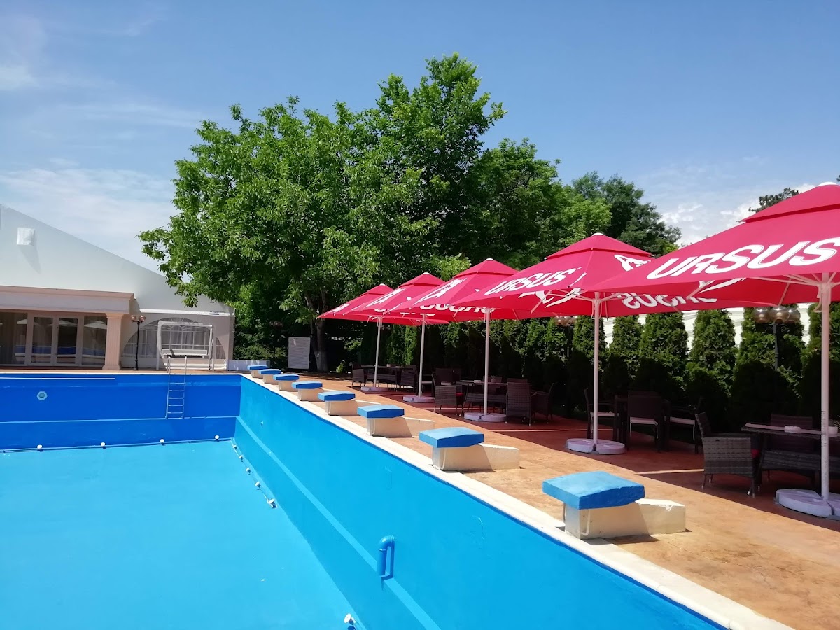 Nicolae Bălcescu Park - foto 3