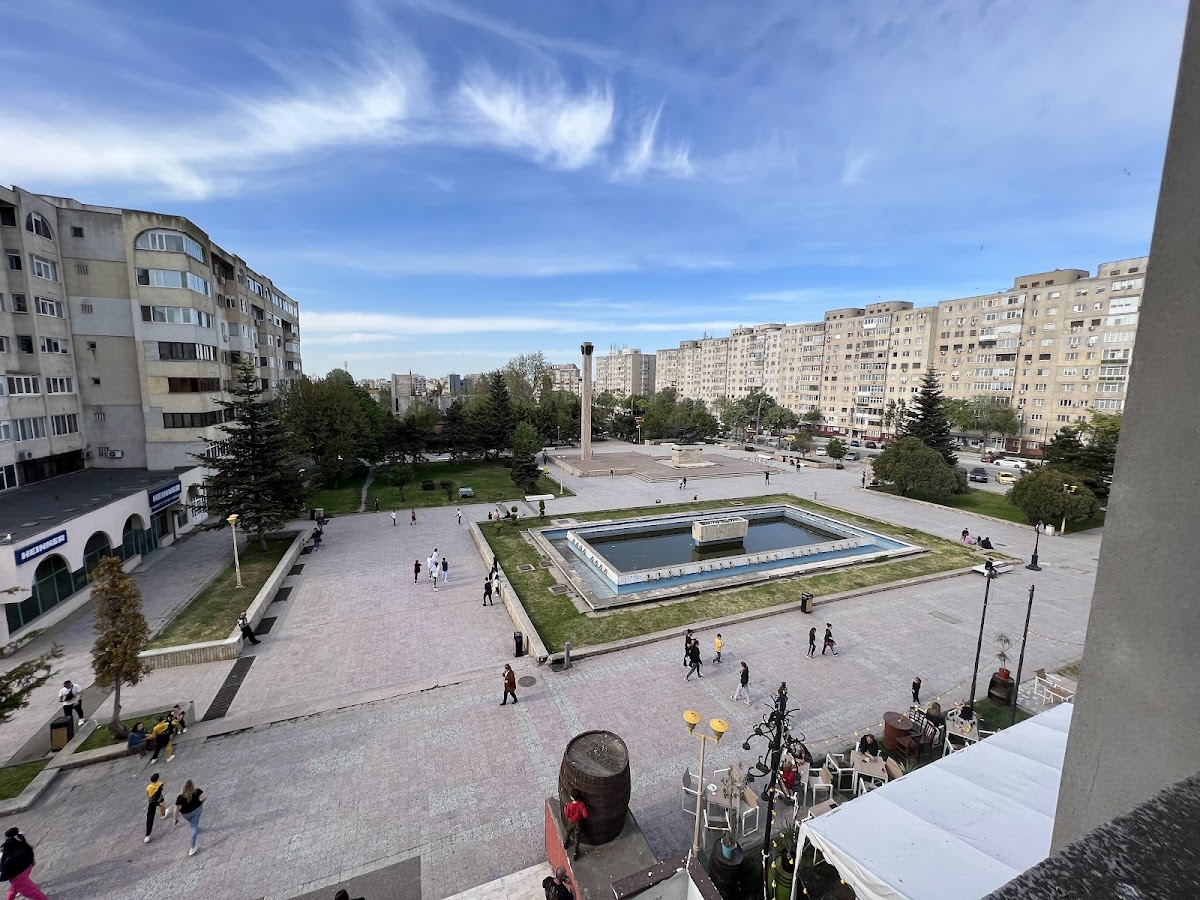 Parcul Regina Maria - Casa de Cultură - foto 3