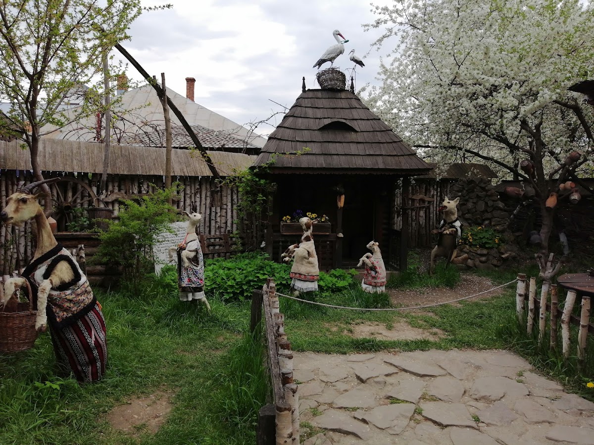 Parc Thématique „Ion Creangă” - foto 2