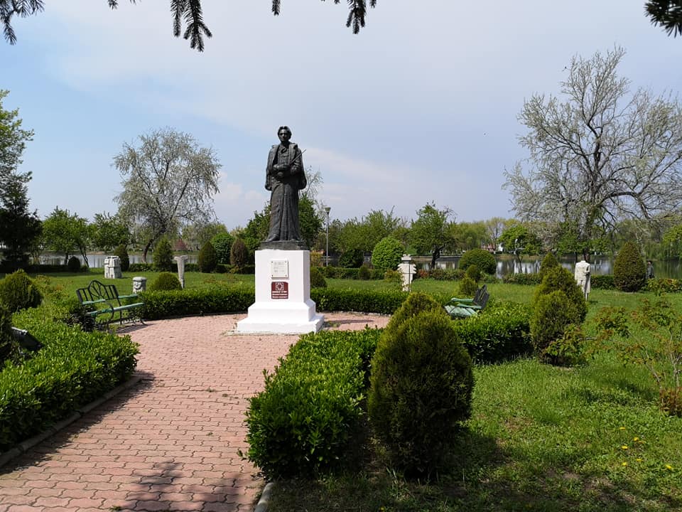 Parc Tineretului Buzău - foto 5