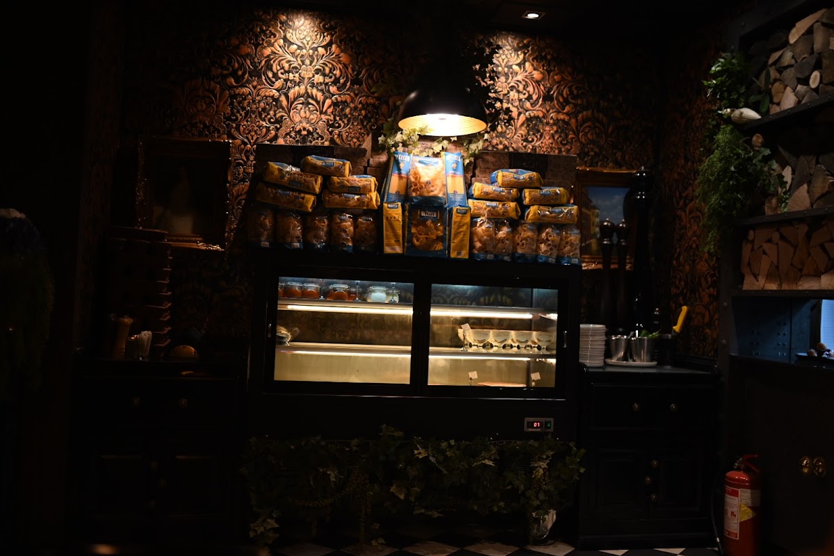 Pardon • Cafe Bistro Italian - foto 2