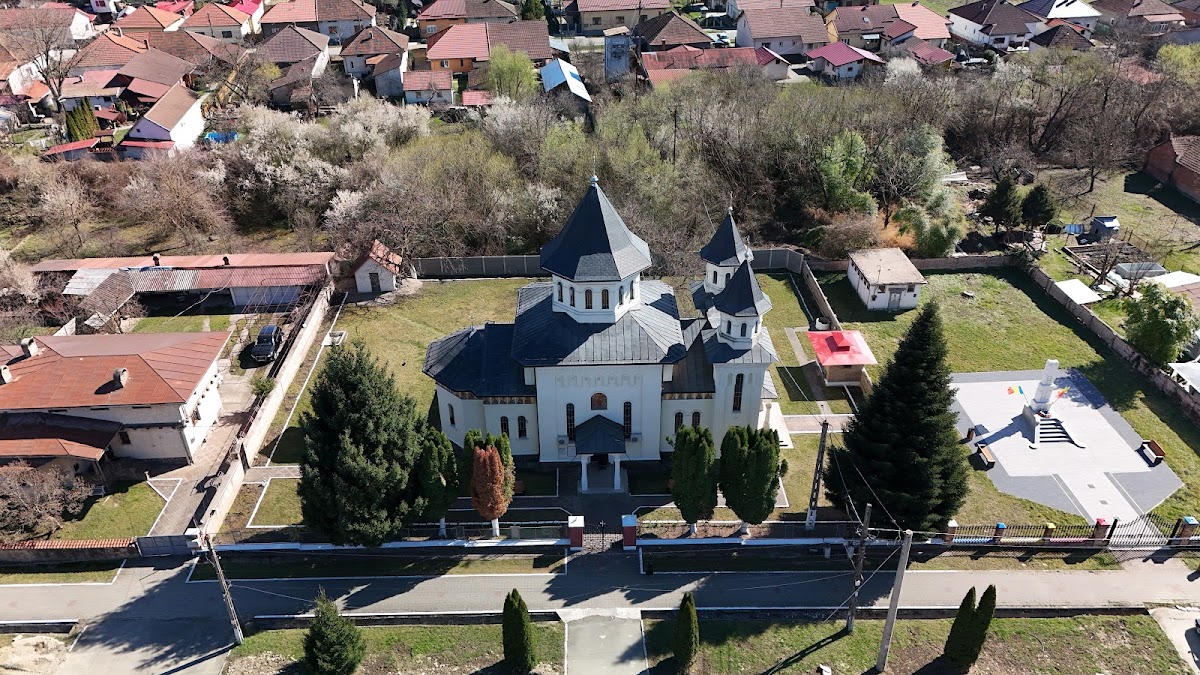 PAROHIA FERDINAND - foto 1