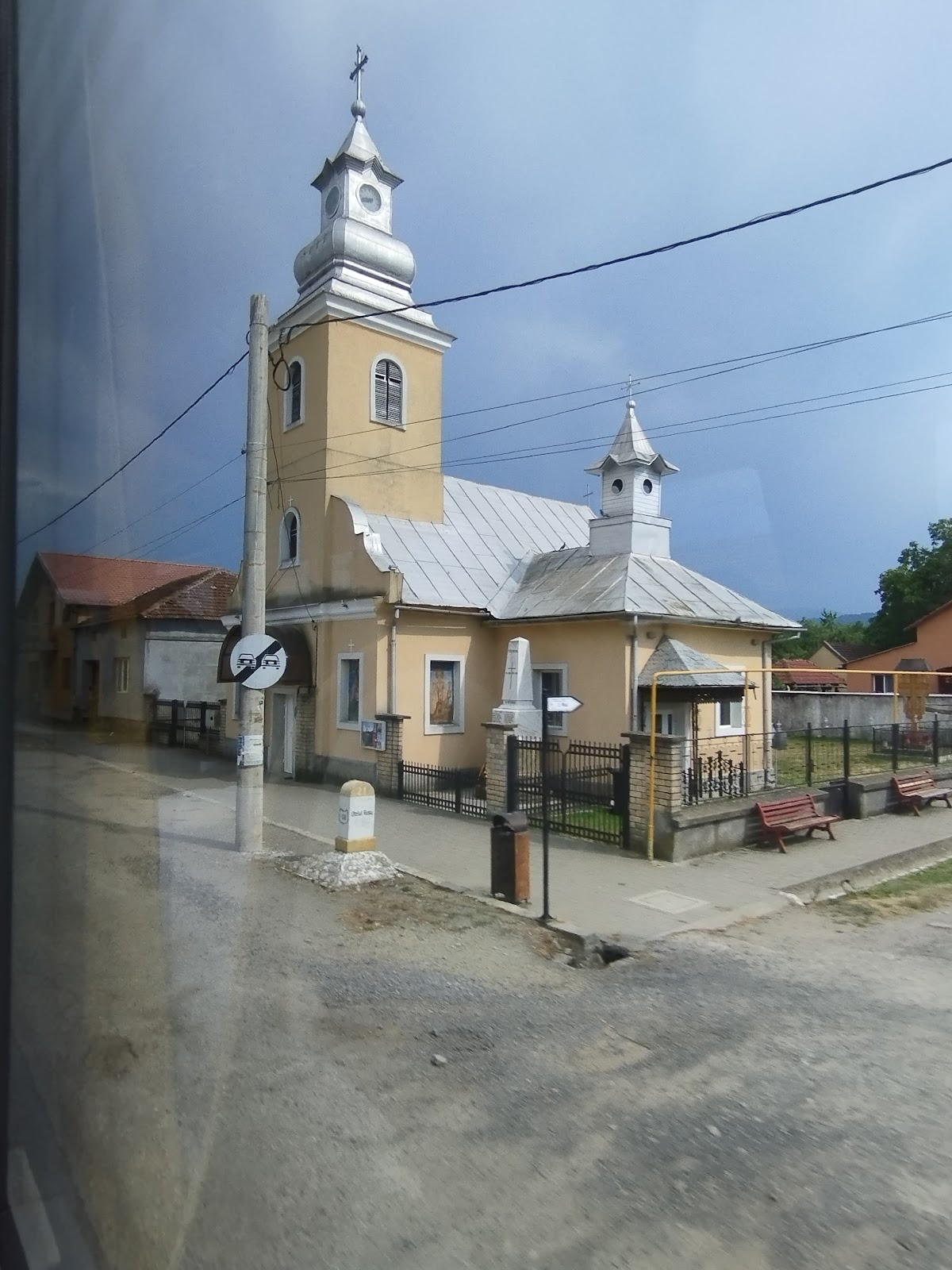 PAROHIA FERDINAND - foto 2