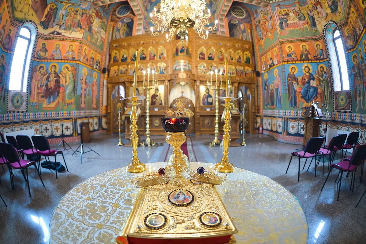 Parohia Nașterea Maicii Domnului Buda - foto 3