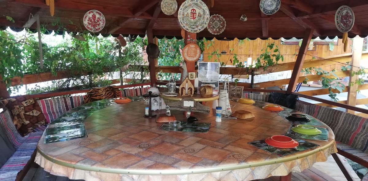 Păstrăvăria și Pensiunea Moara de apă - foto 1