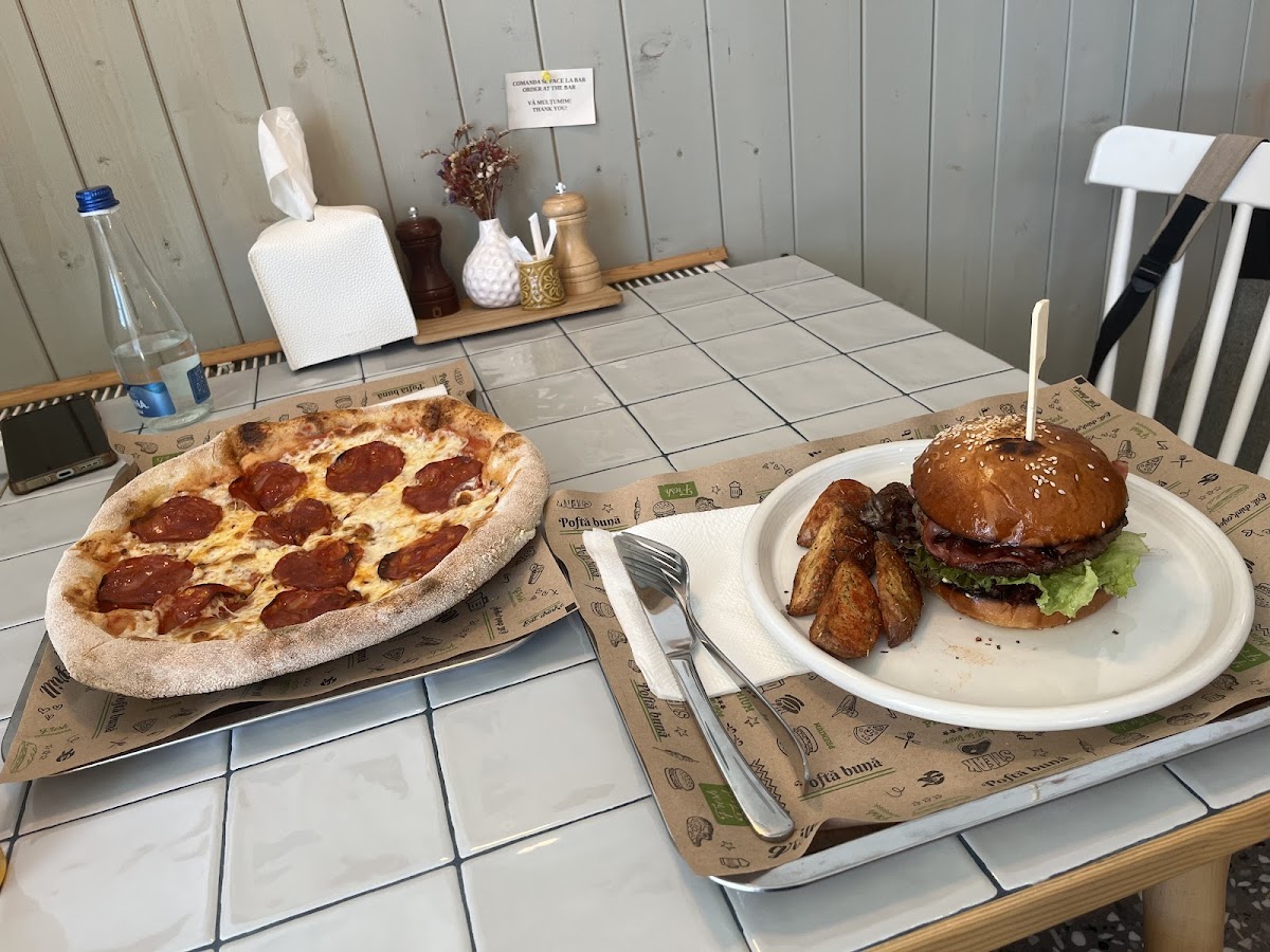 Paul's Roti - foto 3