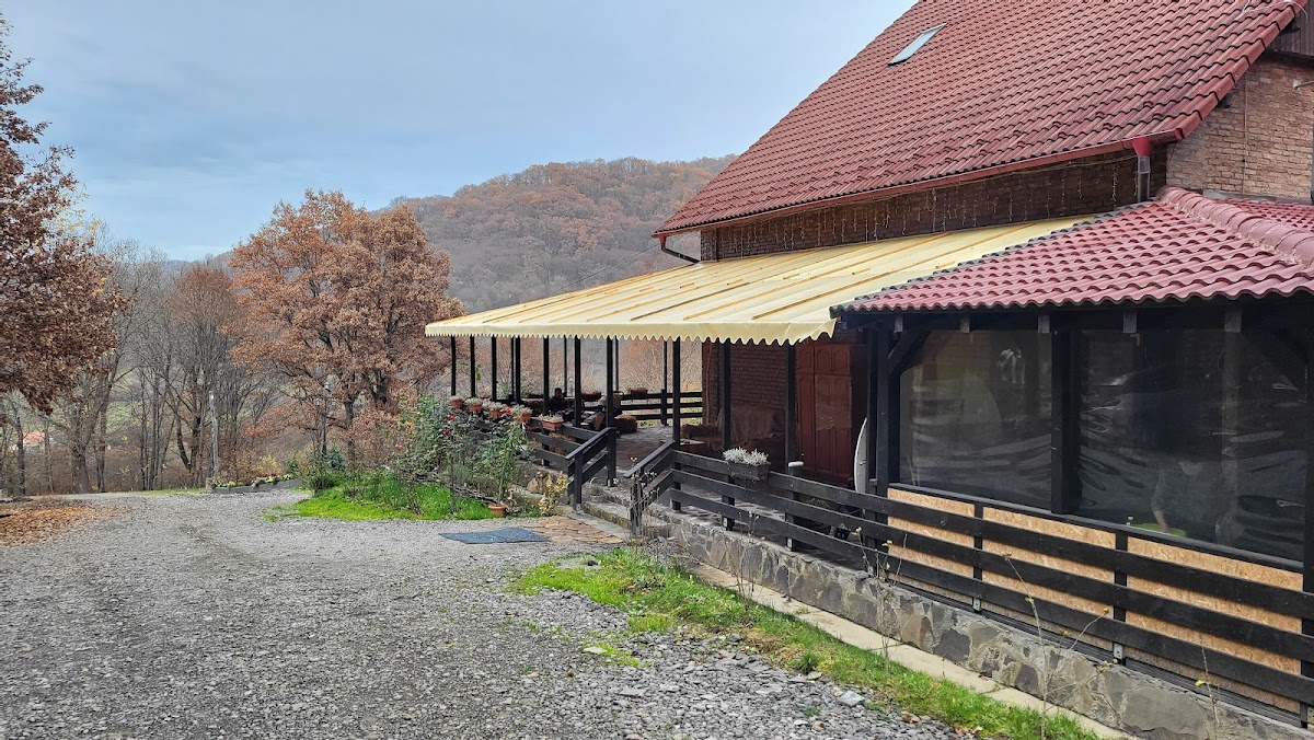Pensiunea agroturistica „La Poienița”, Reghin
