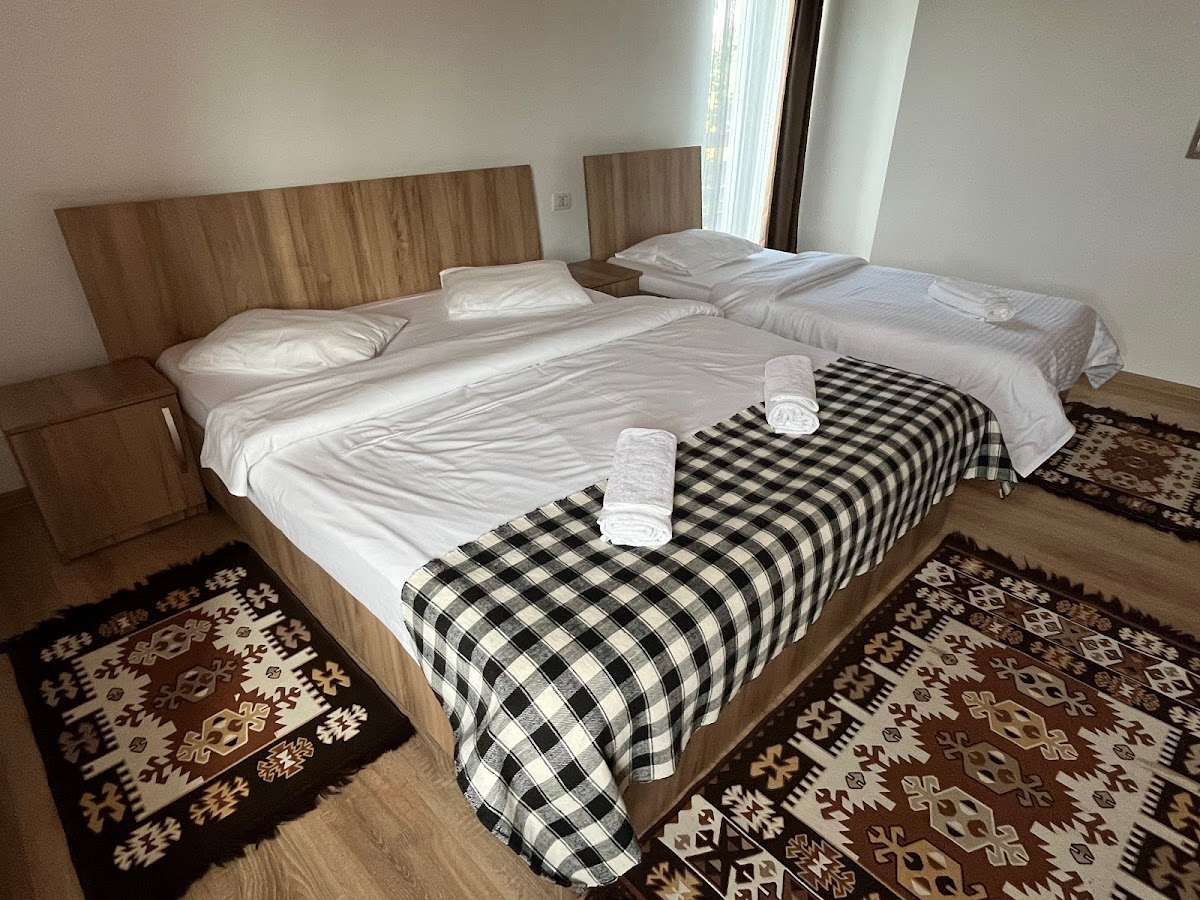 Pensiunea Agroturistica Maramures Landscape - foto 2