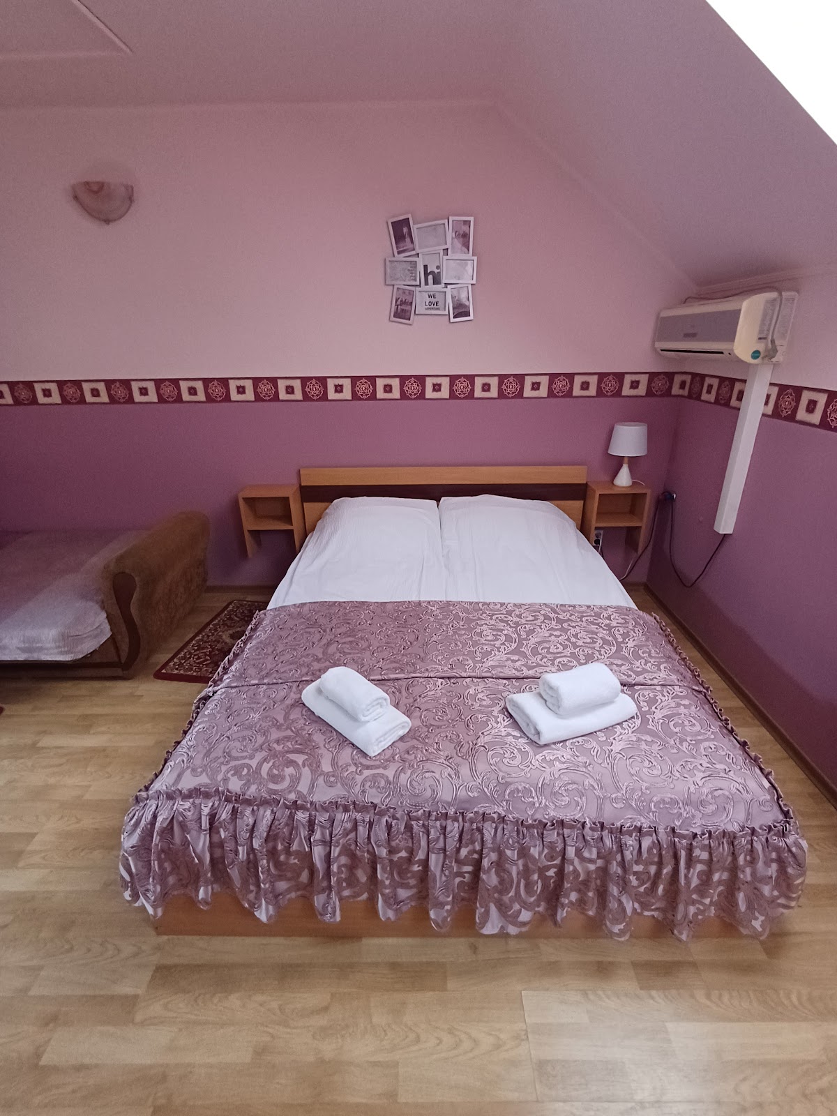 Pensiunea Ariana ** NADLAC - foto 5